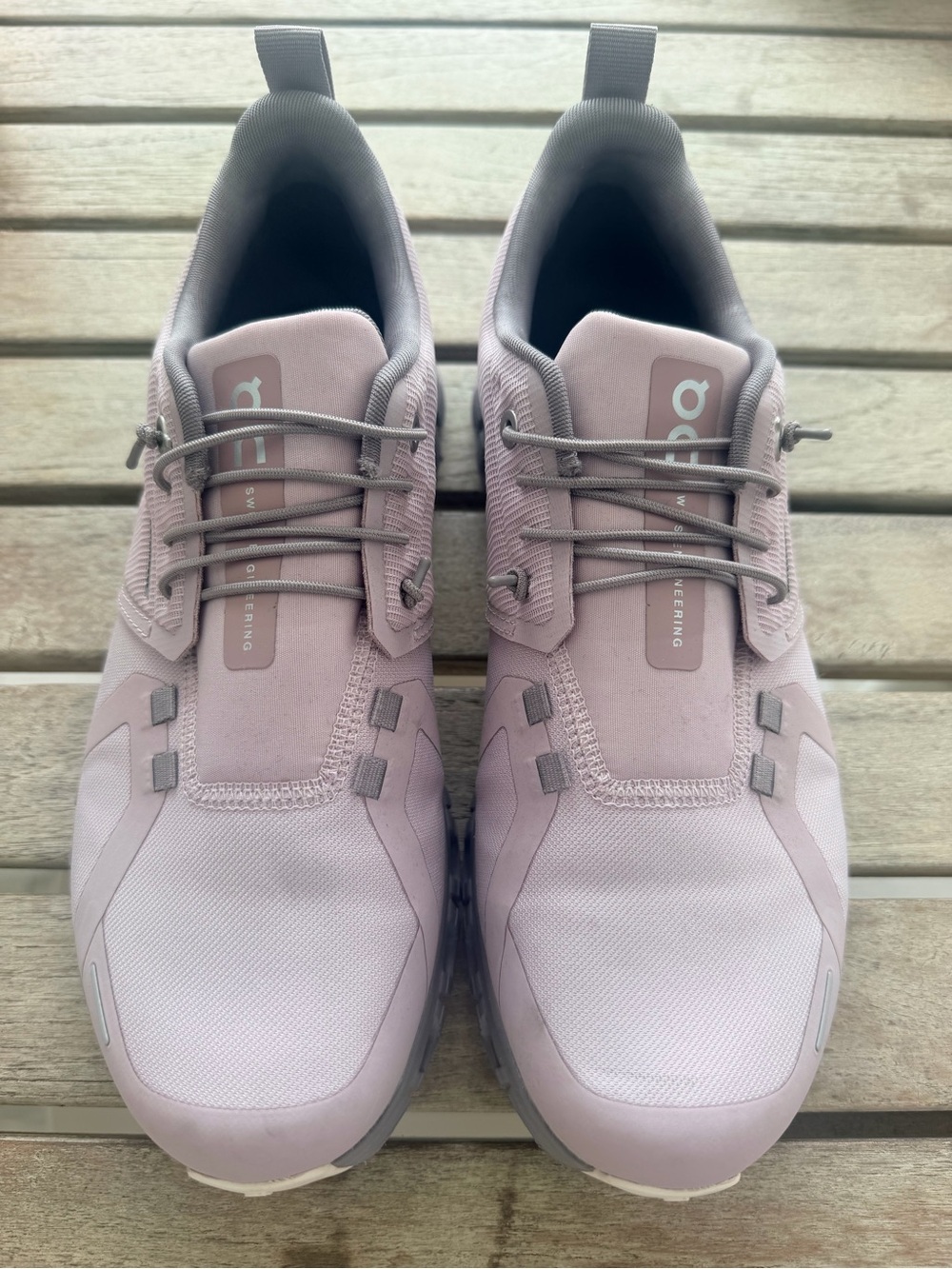 On Cloud women’s Cloudnova Sneakers in Lavender size USW9